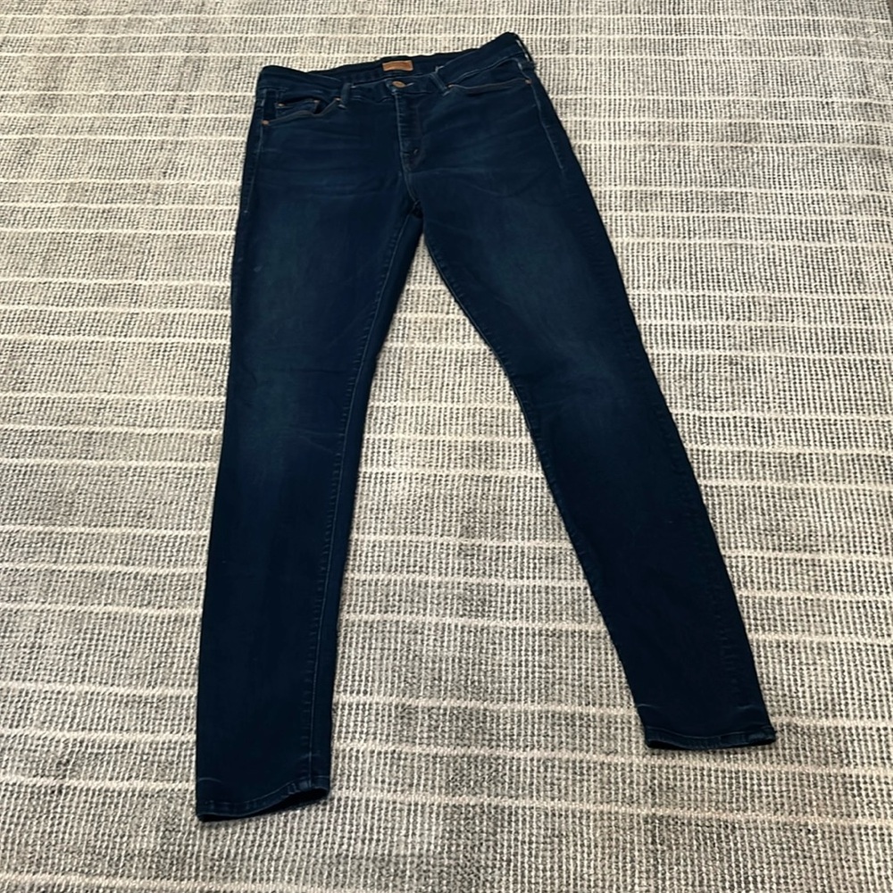 Mother the looker skimp dark washed jeans